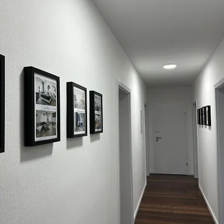Idee-living: - Balkon - Netflix - 4 Pers Wiesbaden