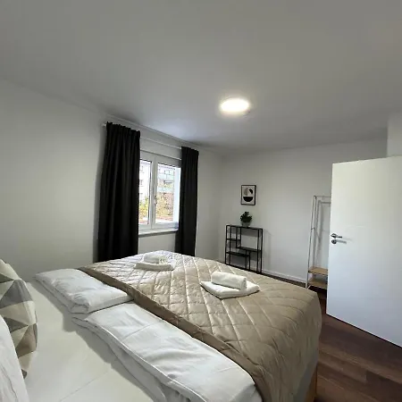 Idee-living: - Balkon - Netflix - 4 Pers Apartmán Wiesbaden